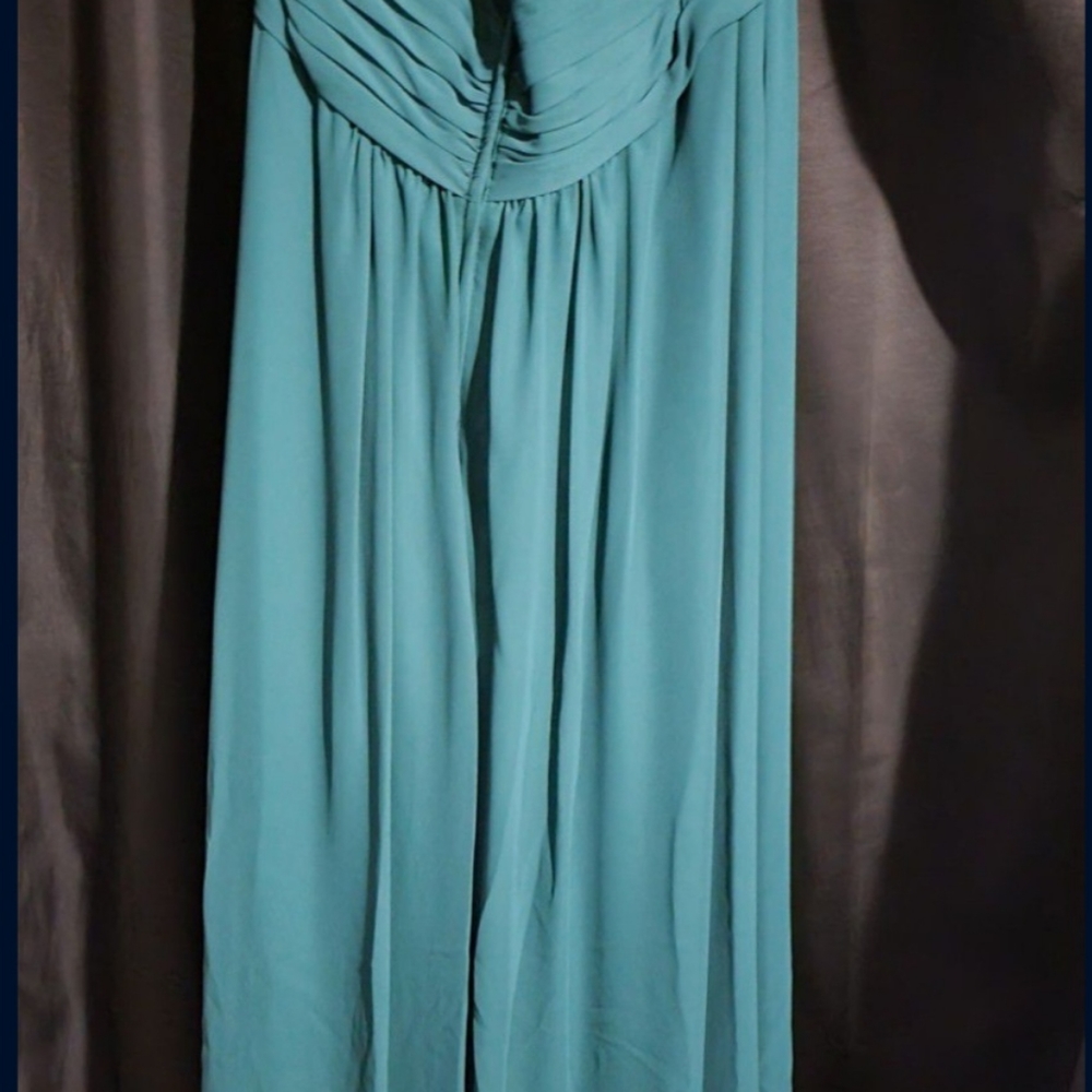 Emerald Prom Dress - Picture 3 of 4